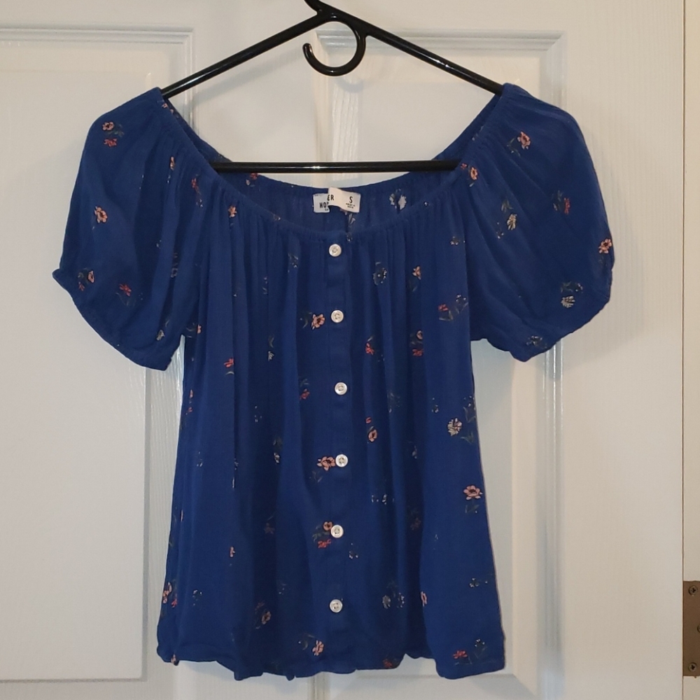 Hollister Blue Floral Peasant Top